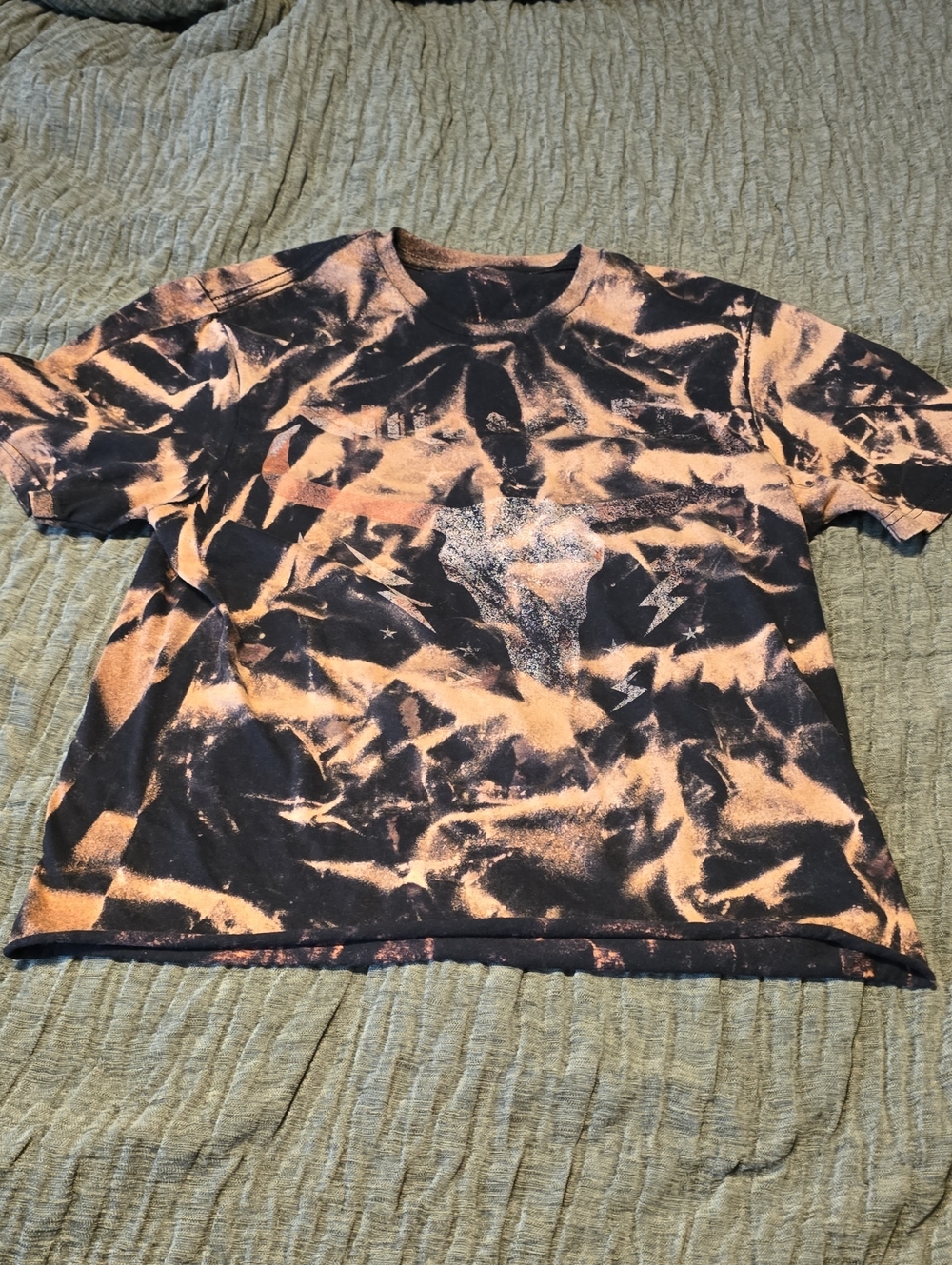 Buckle Black & Orange Bleach-Dyed Crop Tee Country